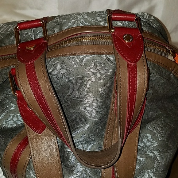 Louis Vuitton special edition bucket bag - Picture 2 of 5